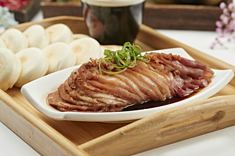 卤煮猪肘切片肉夹馍图片