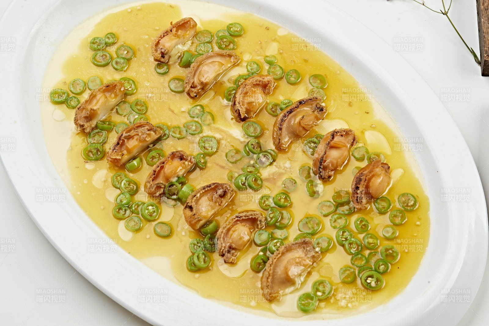 豉油鲜鲍鱼蒸水蛋图片