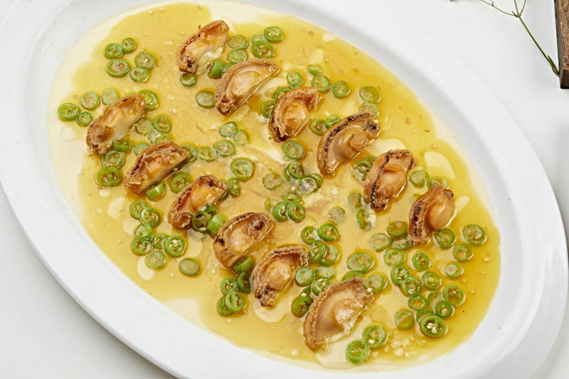 豉油鲜鲍鱼蒸水蛋图片