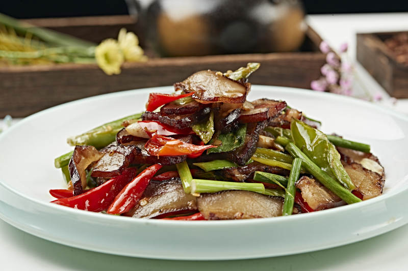 湘味蒜苗辣椒炒腊肉图片