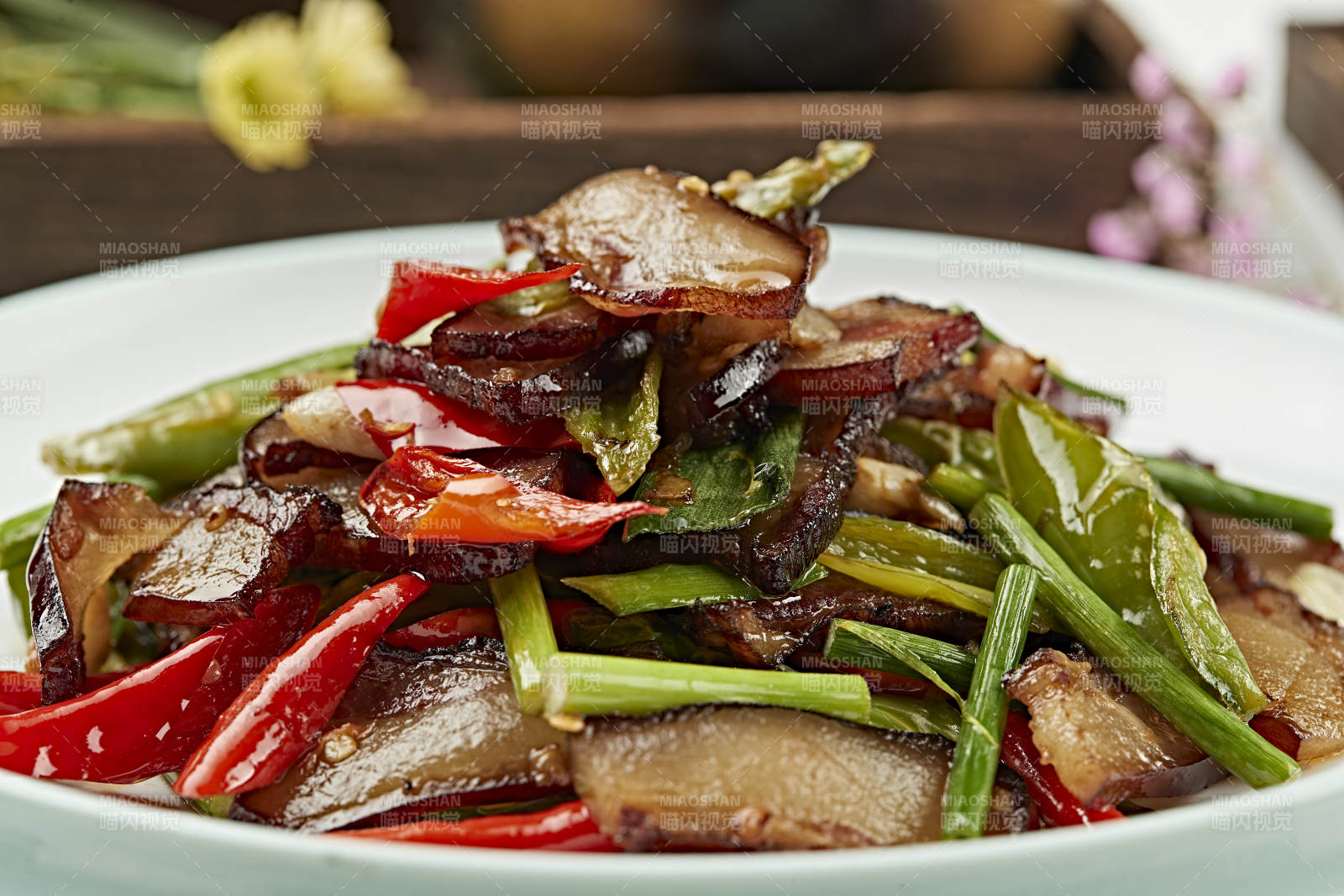 湘味蒜苗辣椒炒腊肉图片