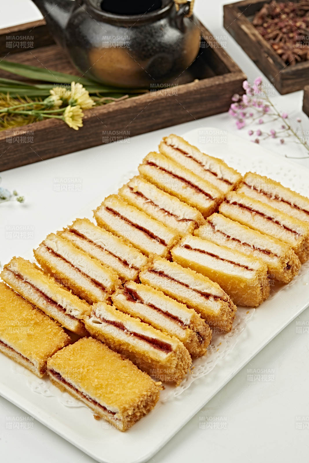 油炸酱香夹心饼图片