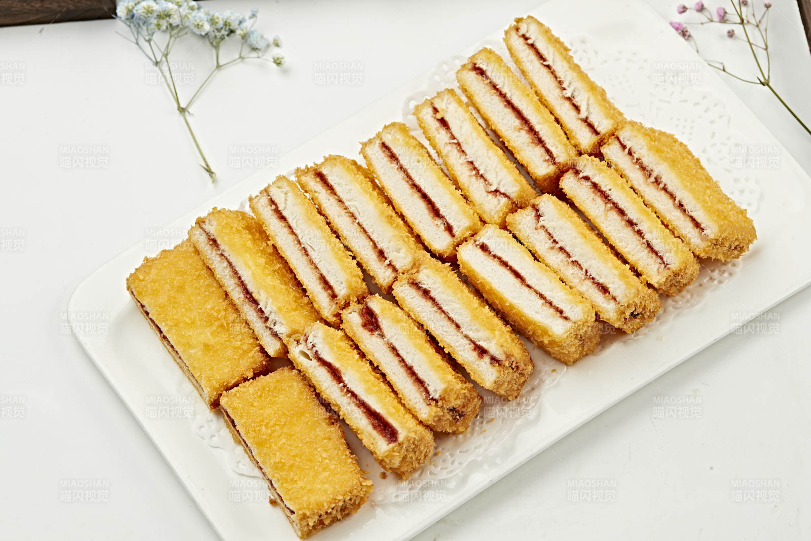 油炸酱香夹心饼图片