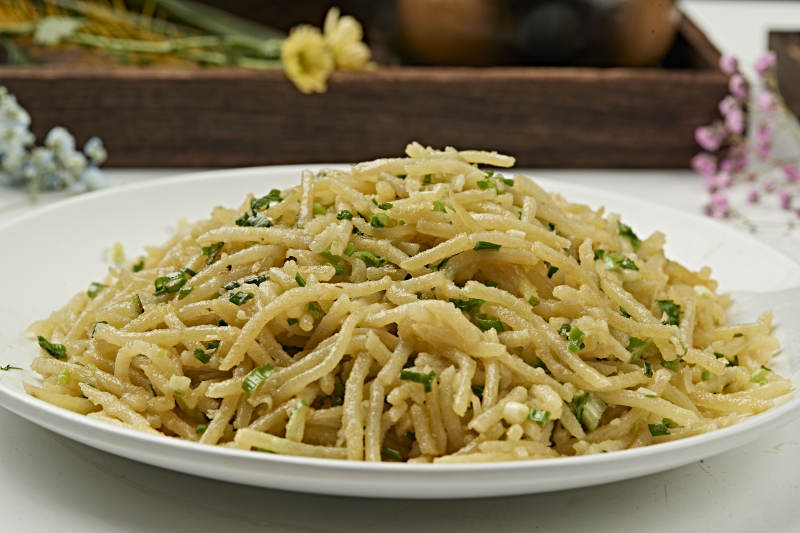 葱香洋芋擦擦（小炒擦土豆丝）图片