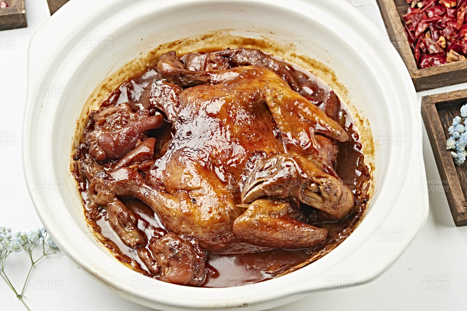 砂锅干烧农家柴鸡图片