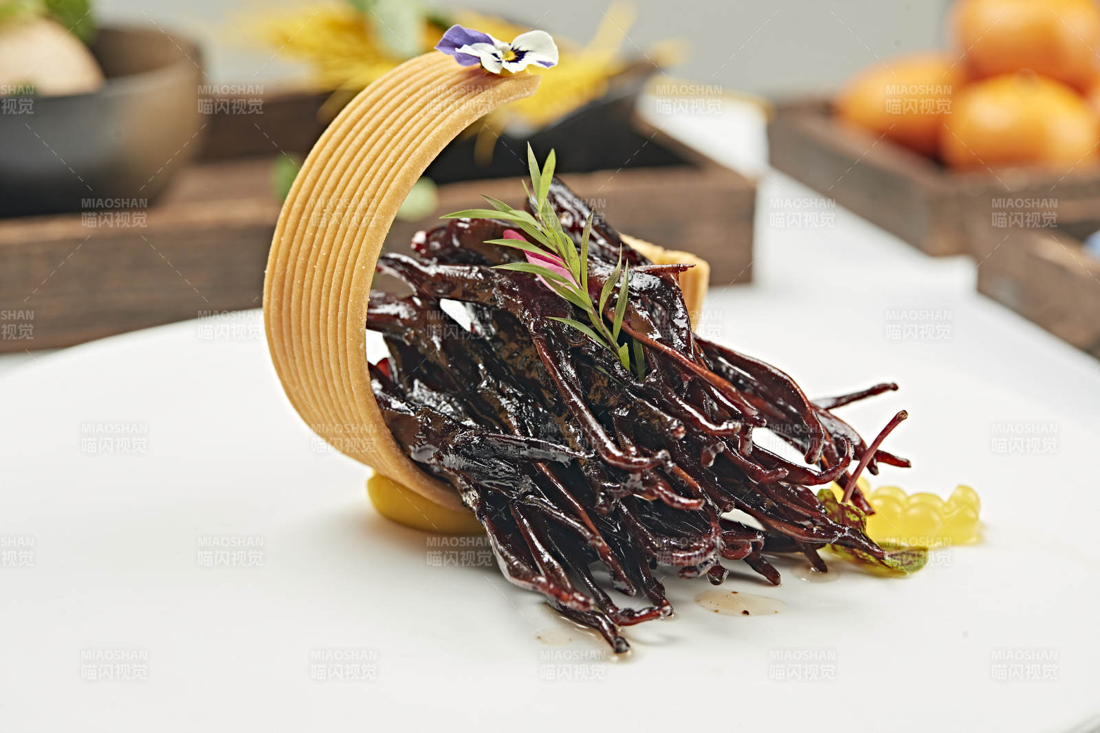 文火酱香鸭舌头图片