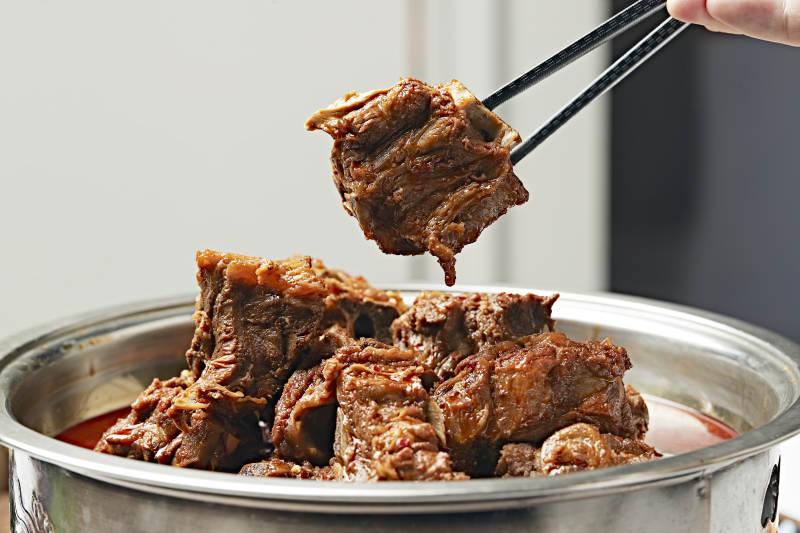 红焖羊脊骨羊蝎子图片