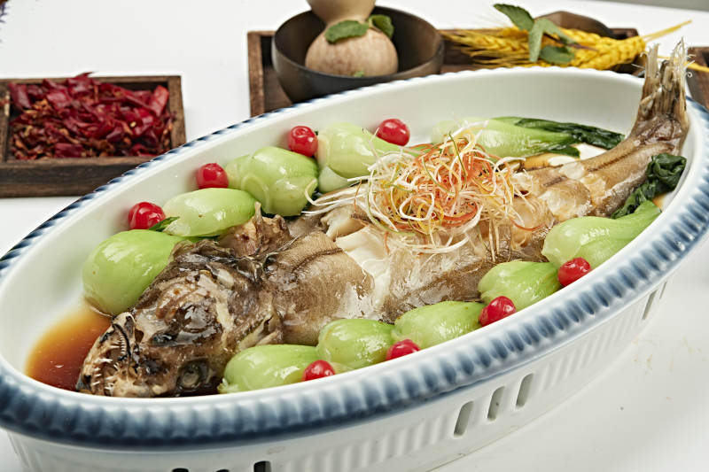 清蒸浇汁鲽鱼图片