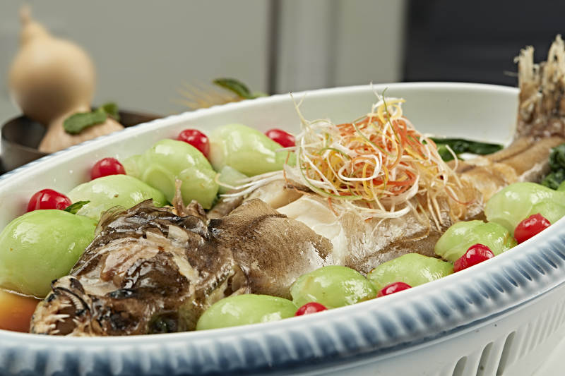 清蒸浇汁鲽鱼图片