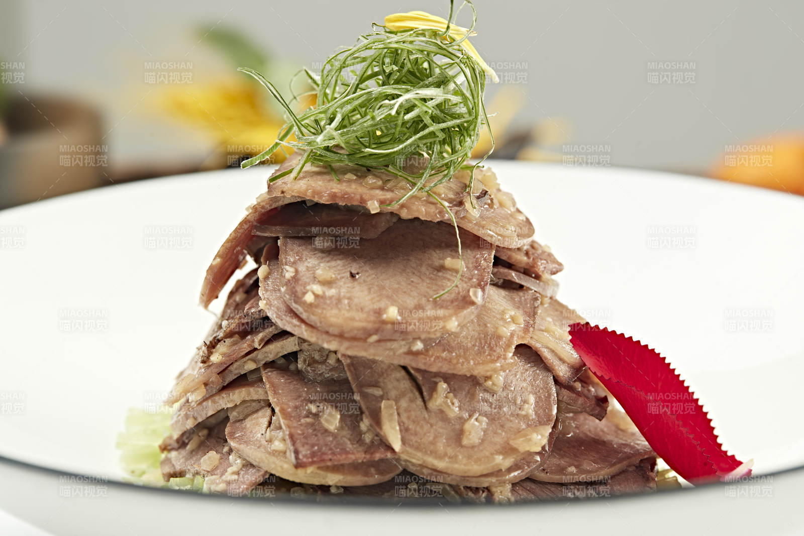 凉拌蒜香口条切片牛舌图片