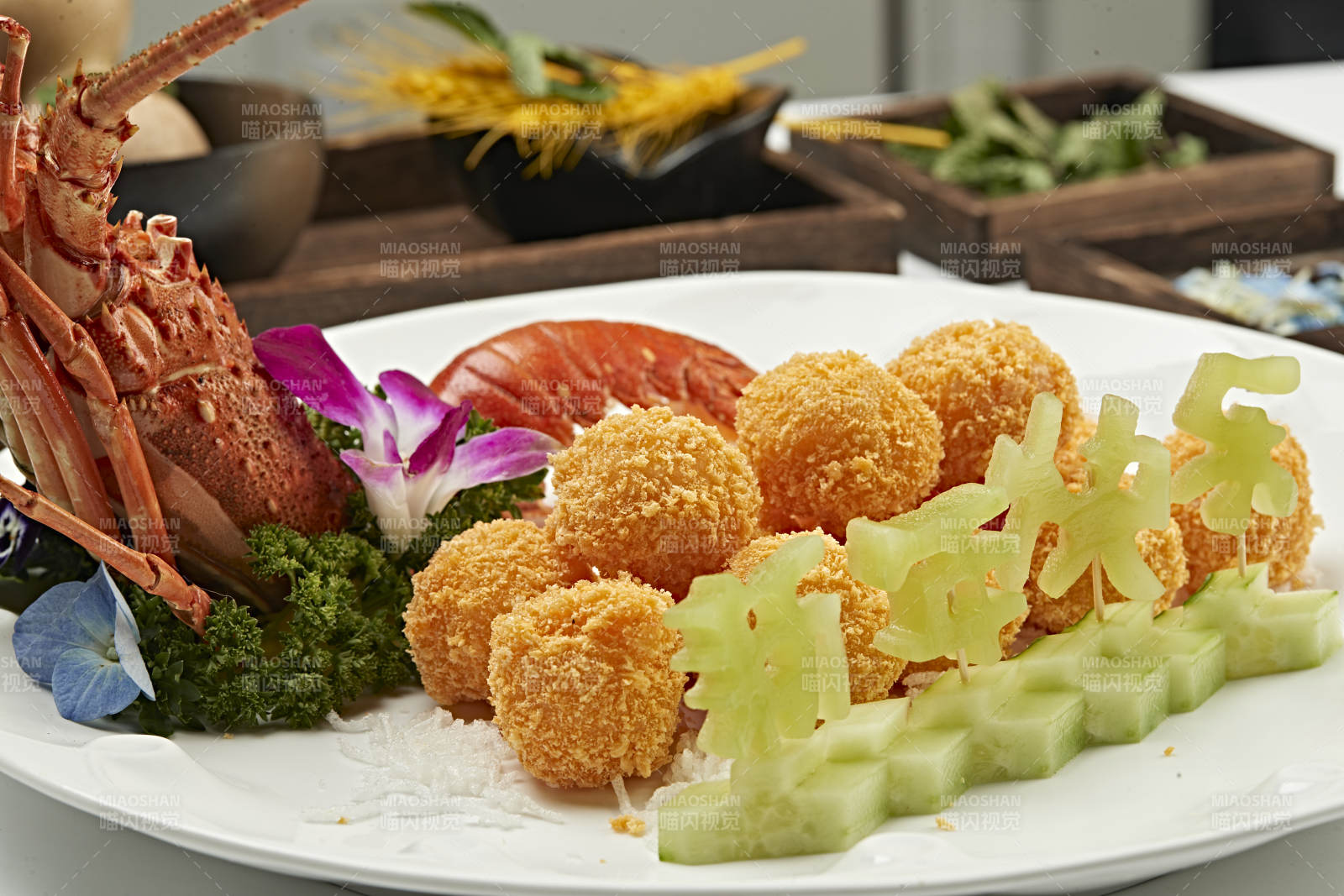 裹面油炸大龙虾球图片