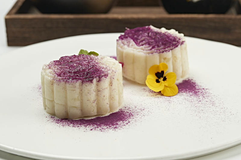 香芋撒粉山药泥月饼图片