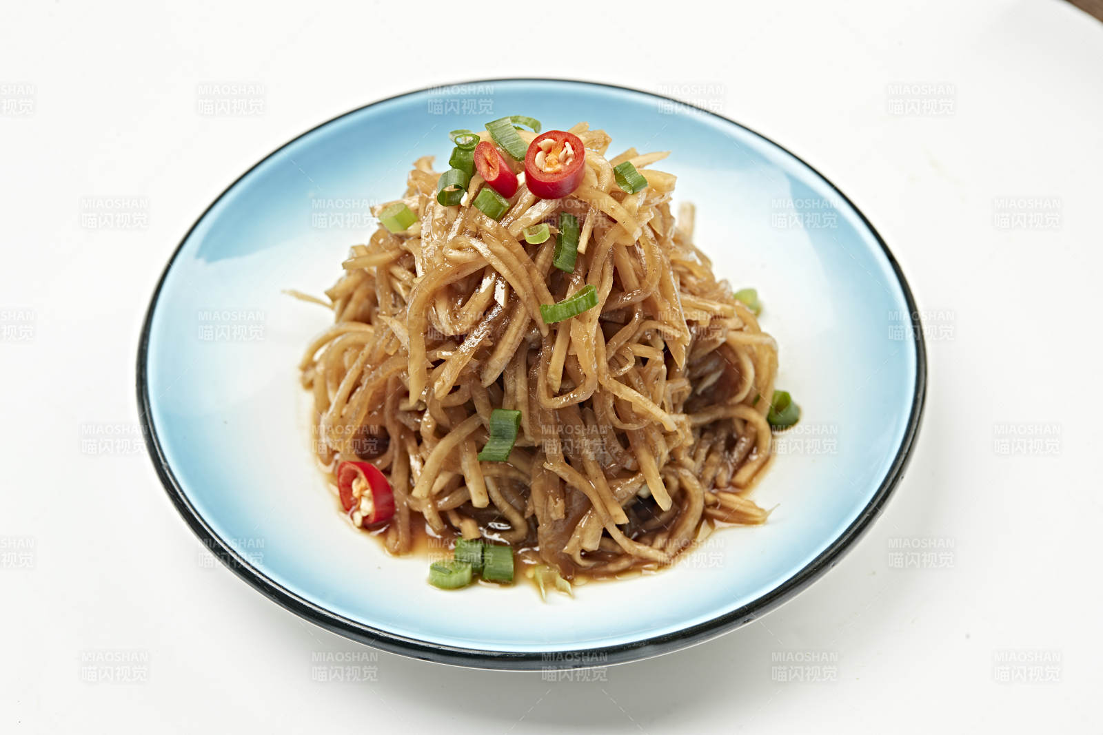 醋腌酸辣咸菜丝芥菜丝图片