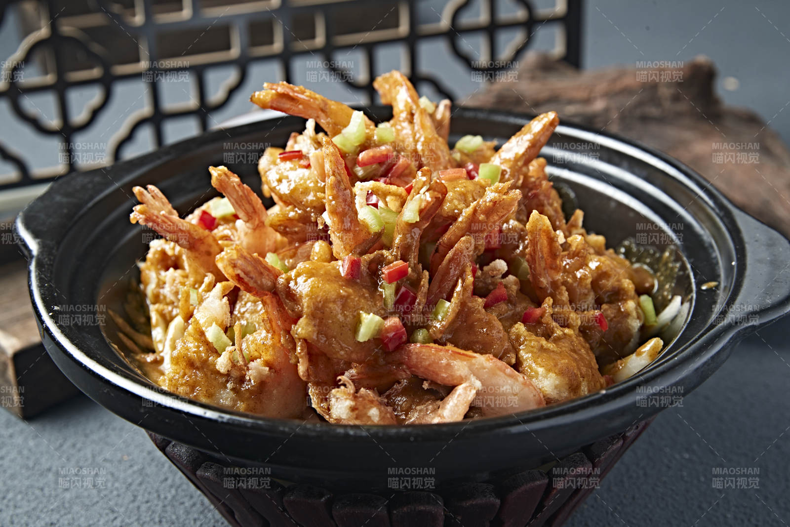 砂锅泰式咖喱虾图片