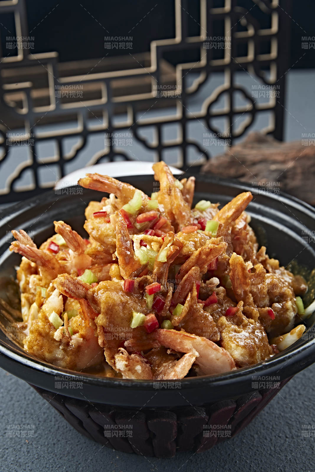 砂锅泰式咖喱虾图片