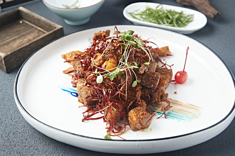 火边子辣椒自然炸羊肉图片