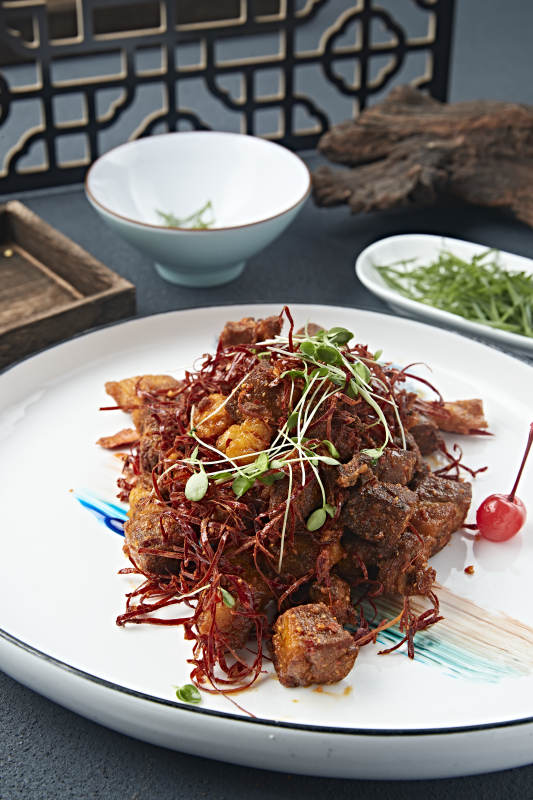 火边子辣椒自然炸羊肉图片