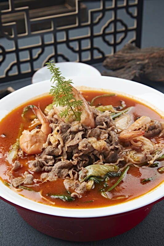 酸汤羊肉烩大虾图片