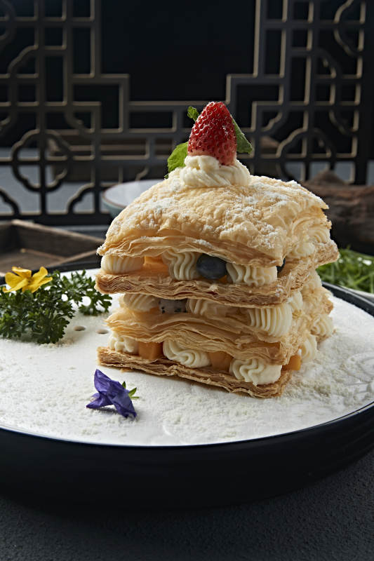 自制糖霜千层奶油酥皮拿破仑蛋糕图片