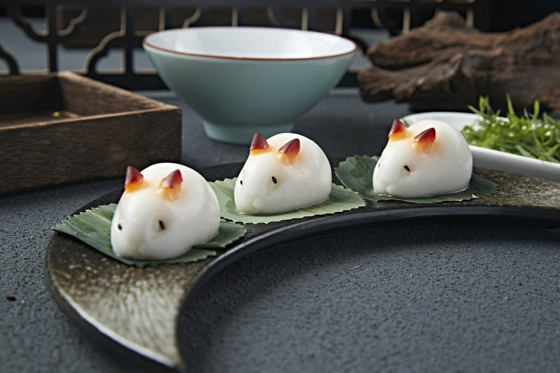 玉兔造型的椰奶布丁图片