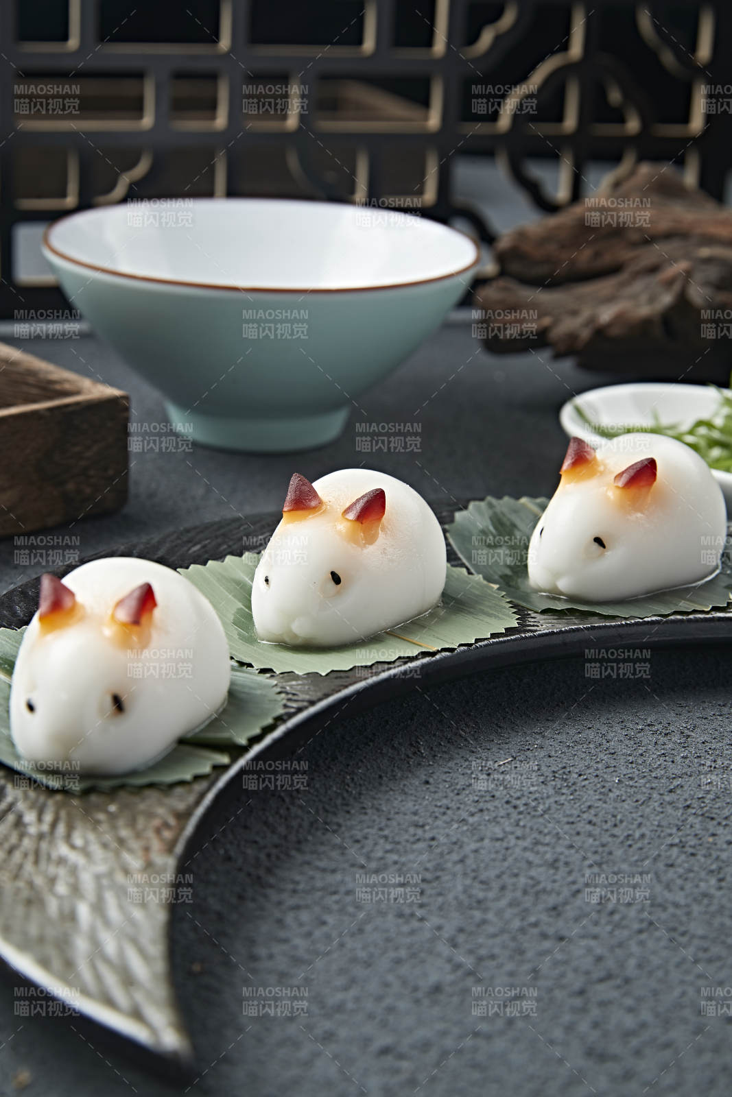 玉兔造型的椰奶布丁图片