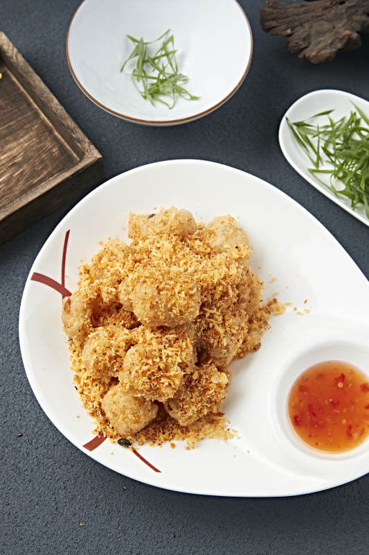 避风塘面包糠炸鲜墨鱼丸图片