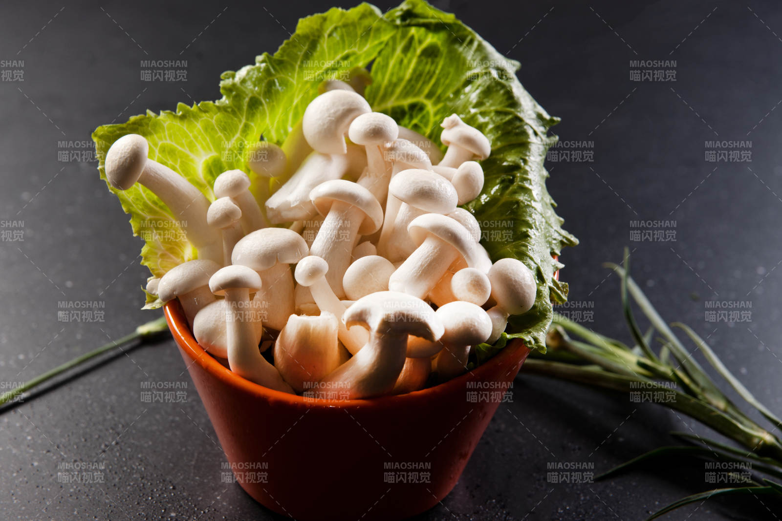 火锅食材虾肉包图片