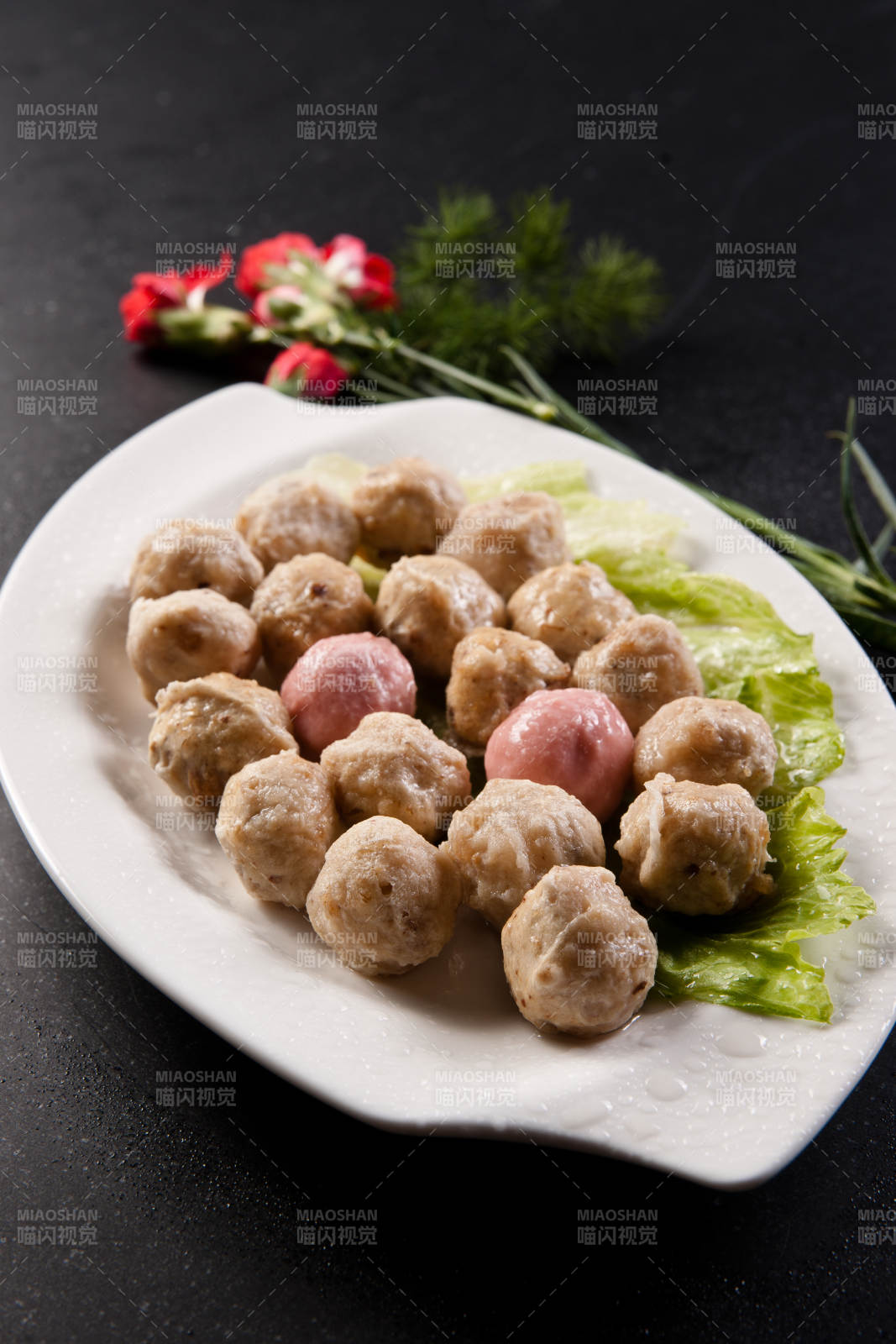 经典火锅食材牛丸虾丸图片