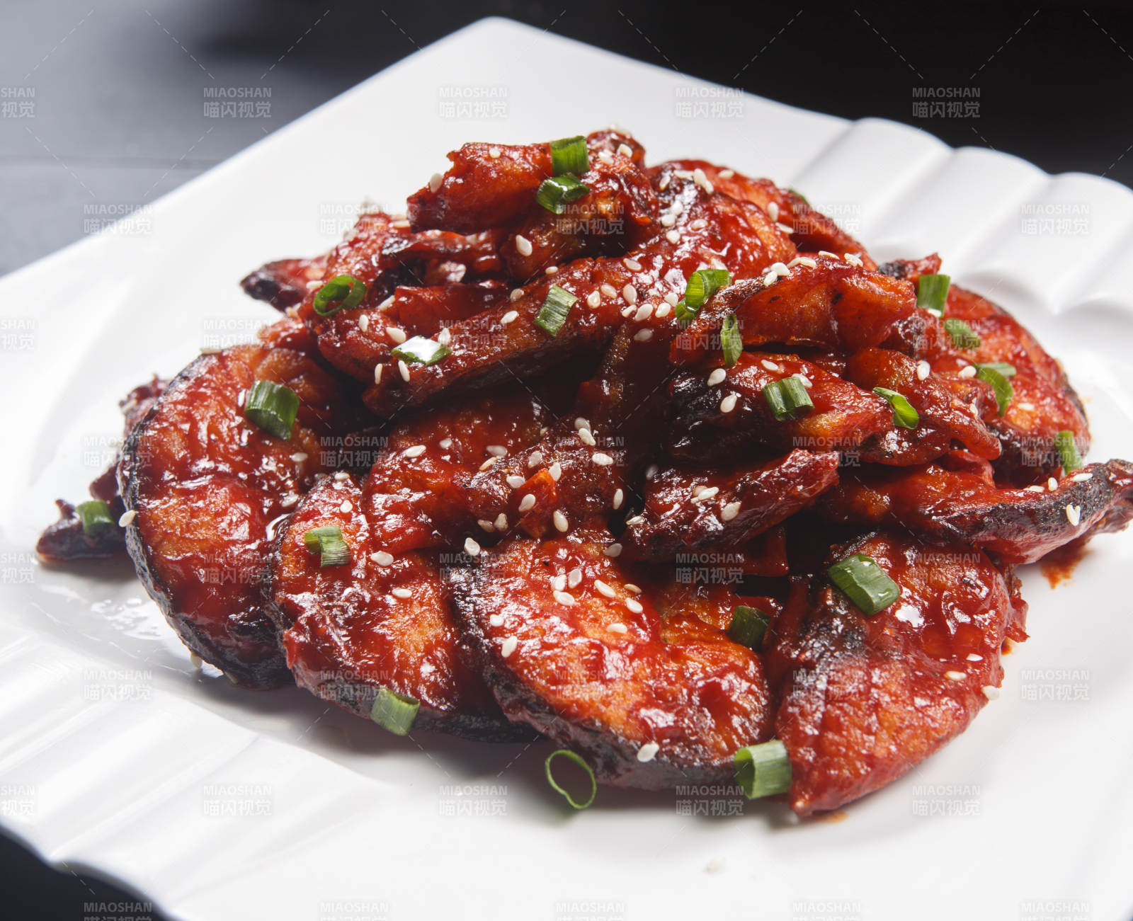 美味苏式熏鱼图片