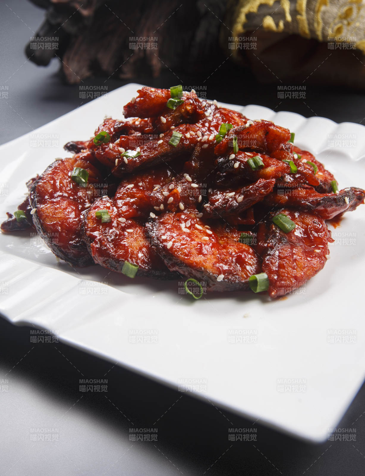 美味苏式熏鱼图片