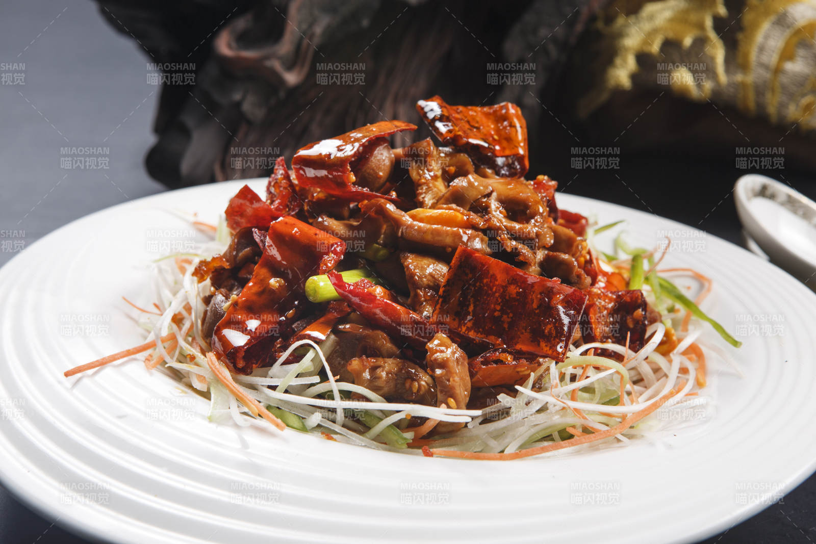 香辣拌鸡胗图片