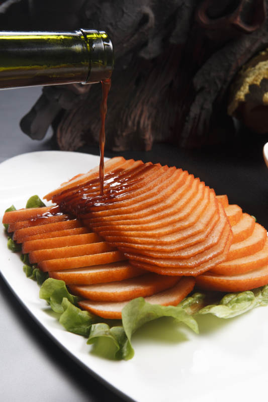 腌渍红酒雪梨图片