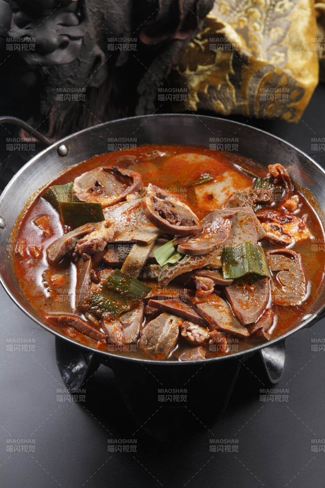 美味锅仔羊杂图片