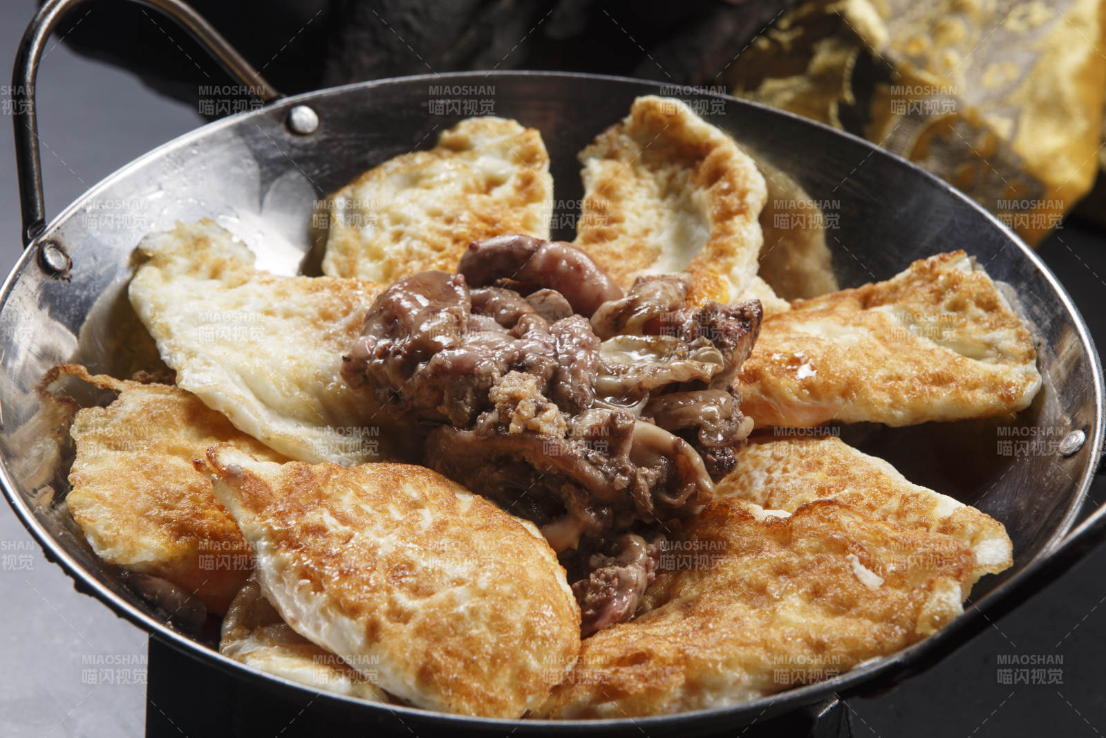 荷包蛋焖鱼杂图片