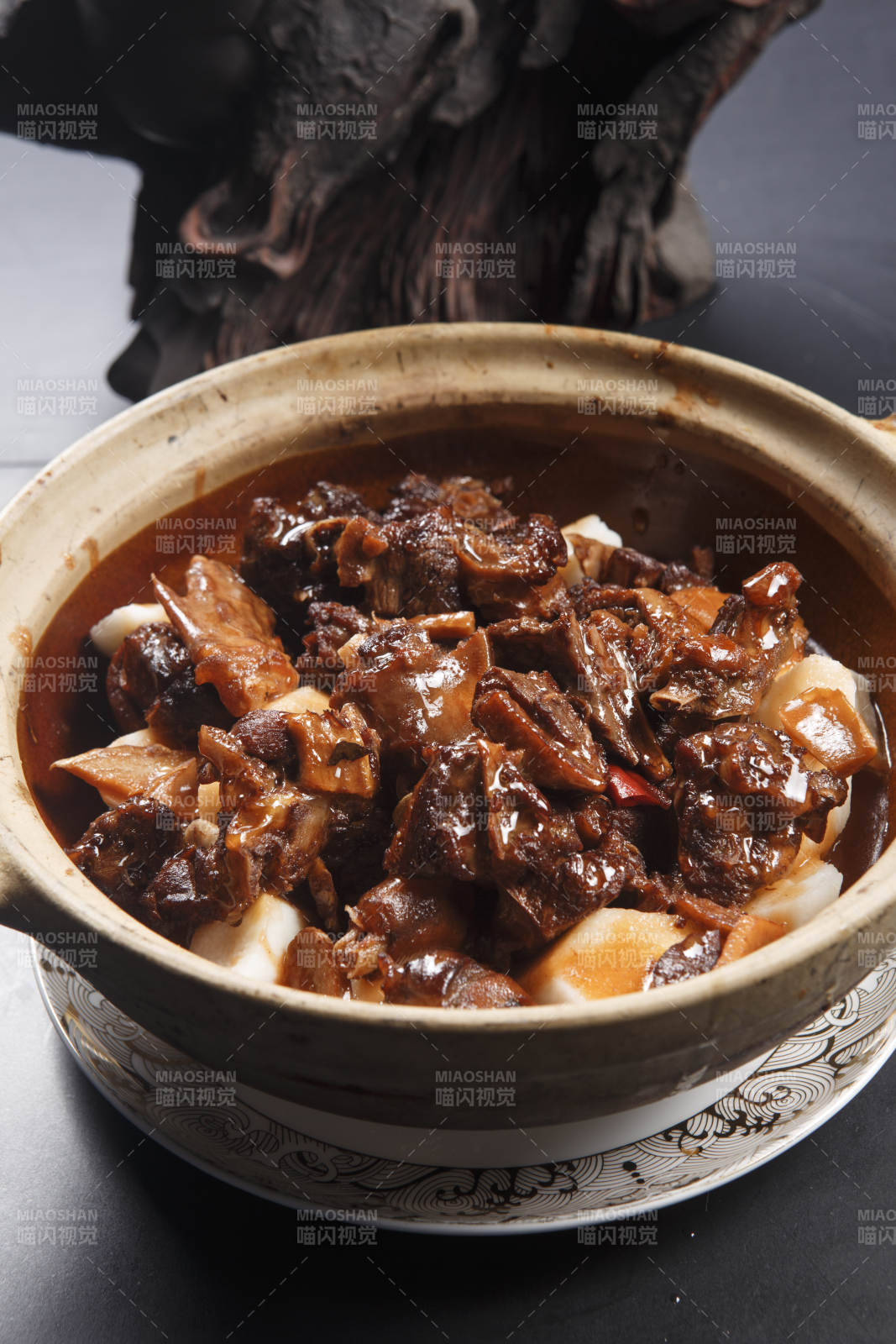 鲜淮山闷大鹅图片