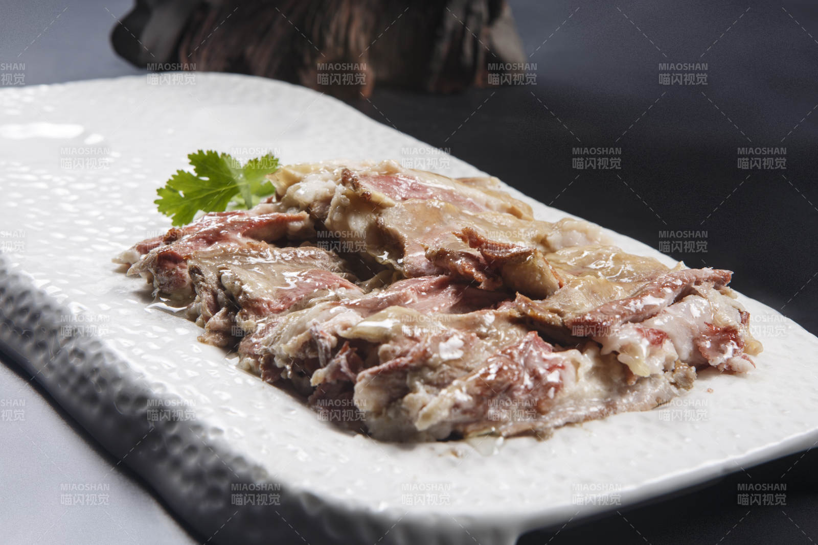 蒙餐白切羊腩图片