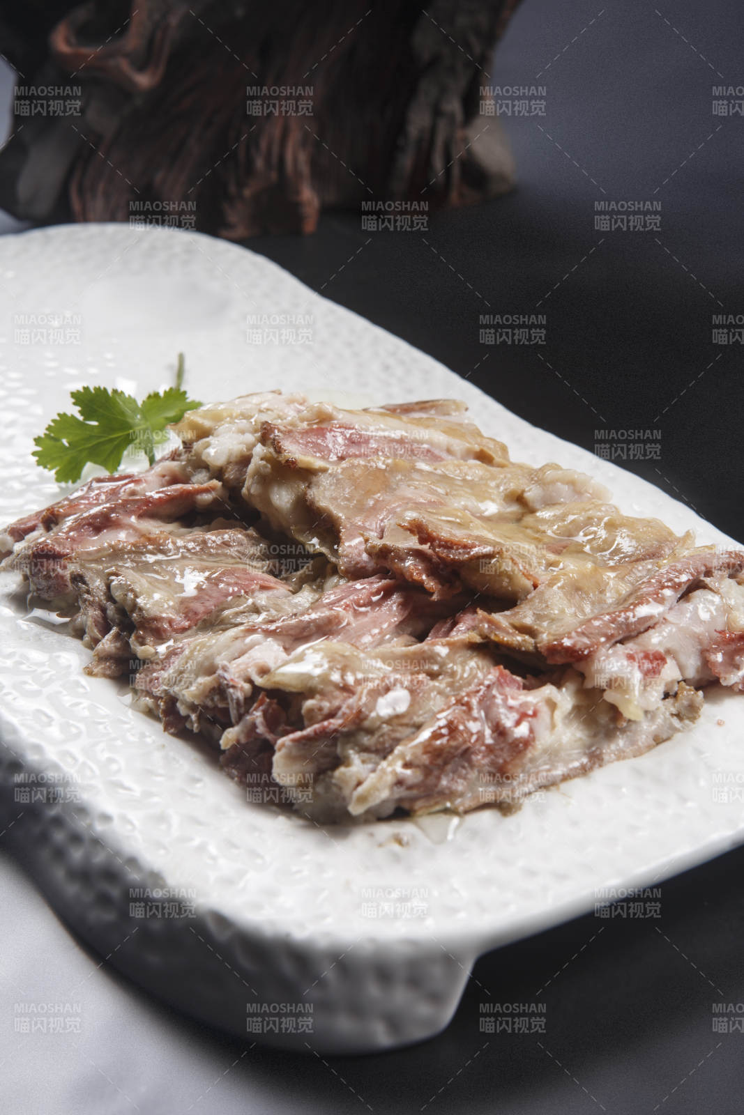蒙餐白切羊腩图片