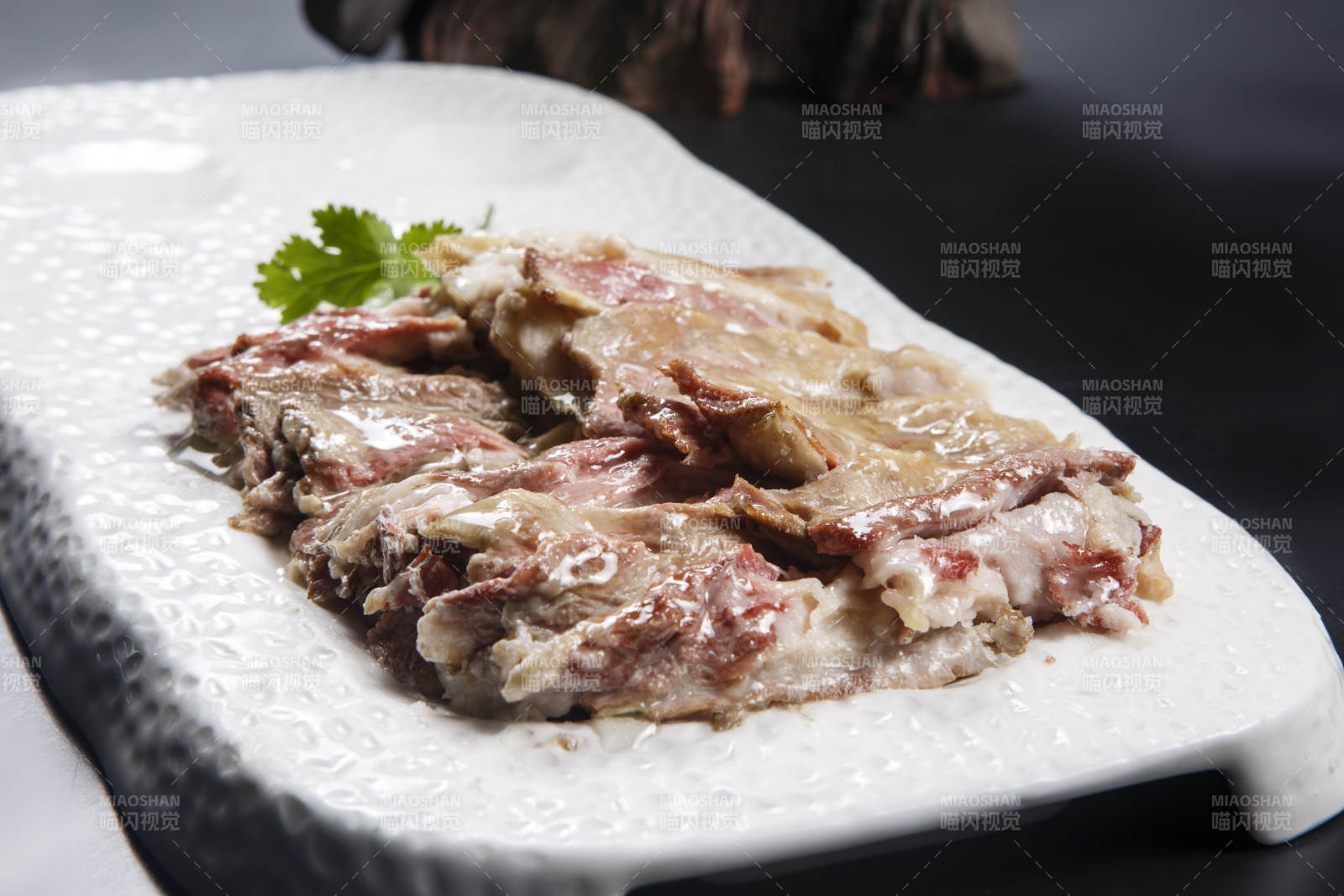 蒙餐白切羊腩图片