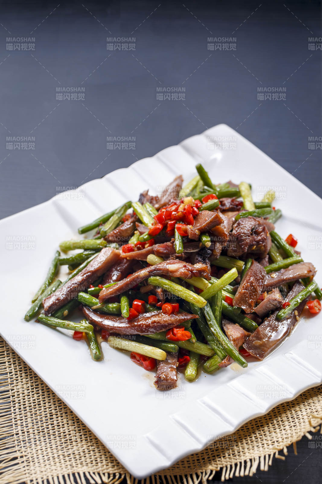 夏威夷木瓜炖雪蛤图片