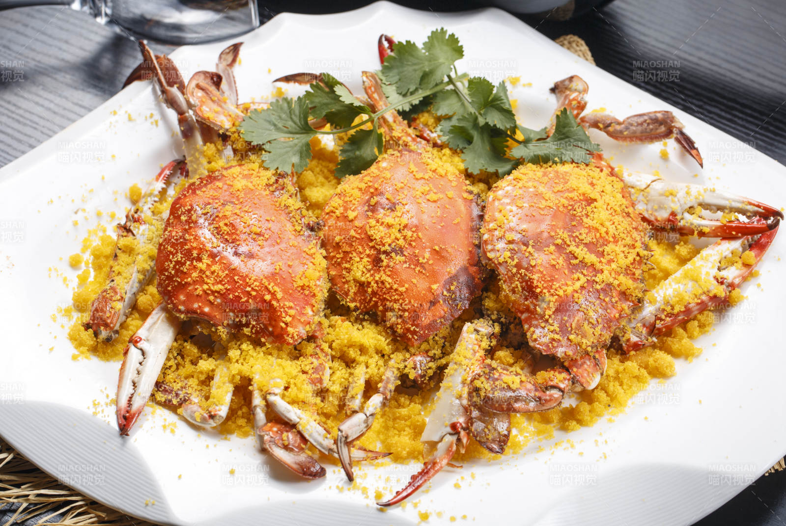 避风塘炒蟹图片