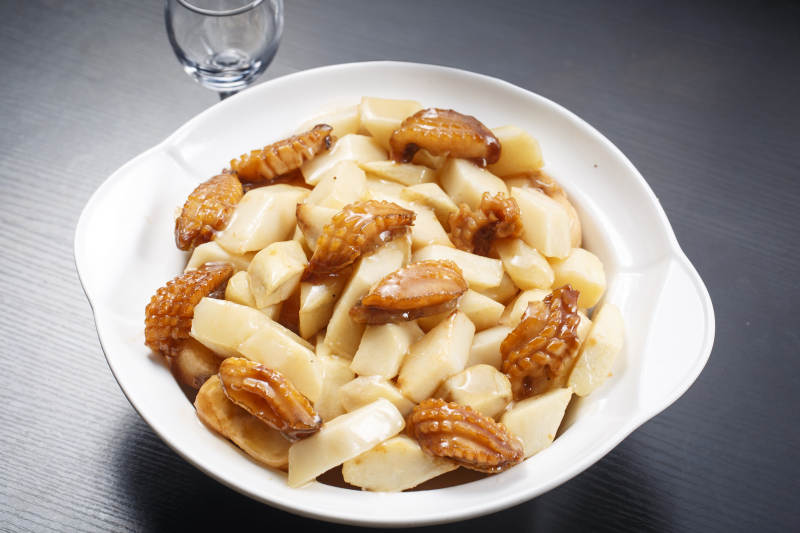 生啫荔浦芋头土鸡煲图片