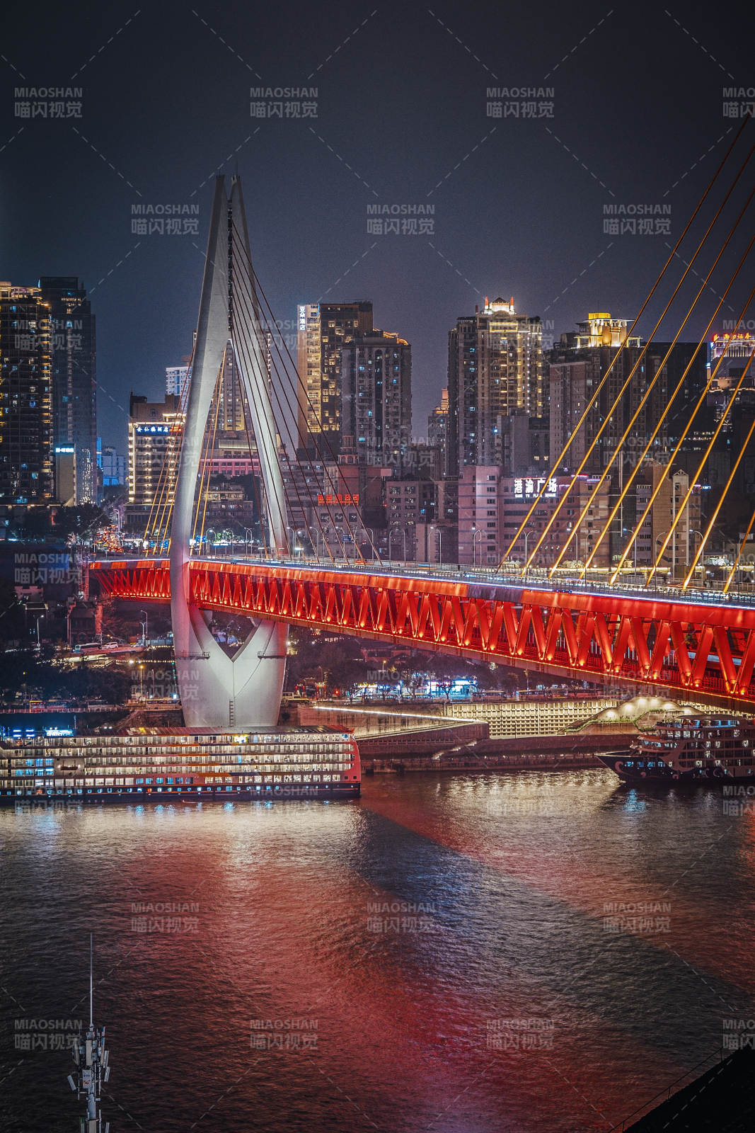 重庆市东水门大桥夜景图片