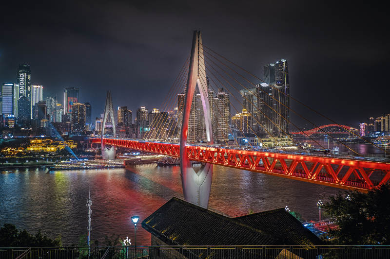 重庆市东水门大桥夜景图片