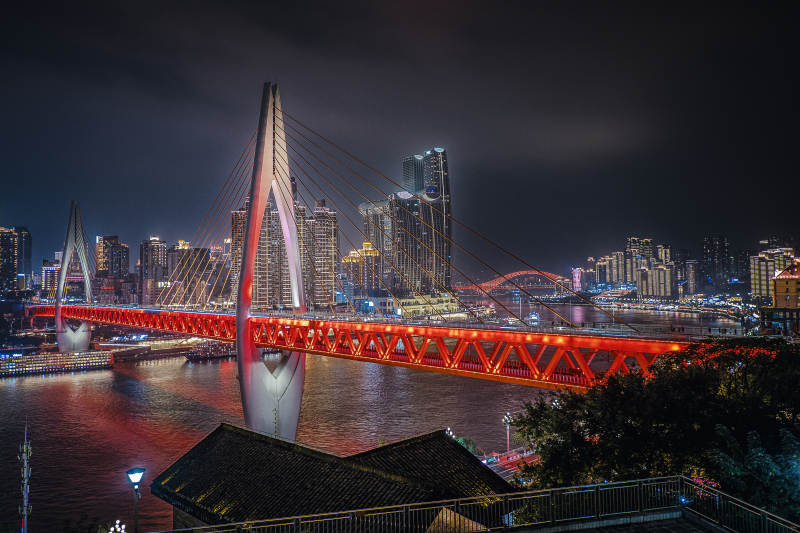 重庆市东水门大桥夜景图片