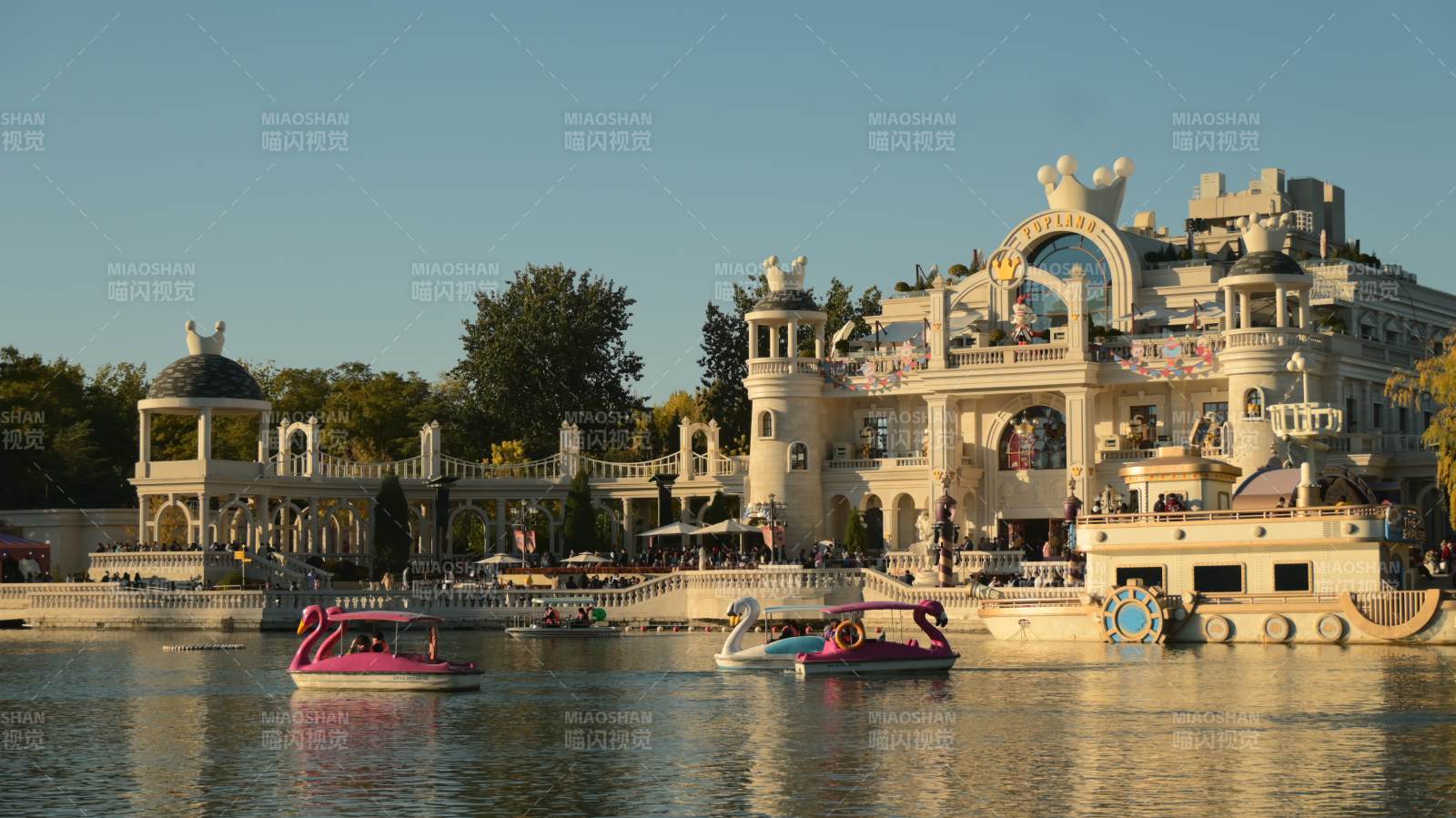 朝阳公园泡泡玛特图片