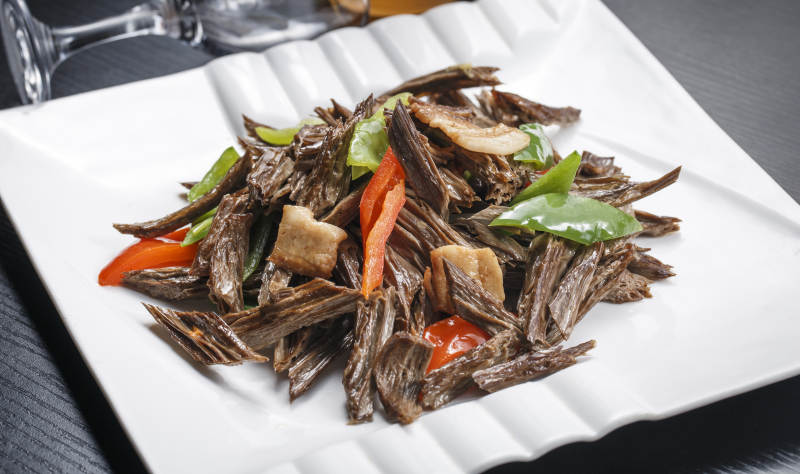 彩椒五花肉炒松蘑图片