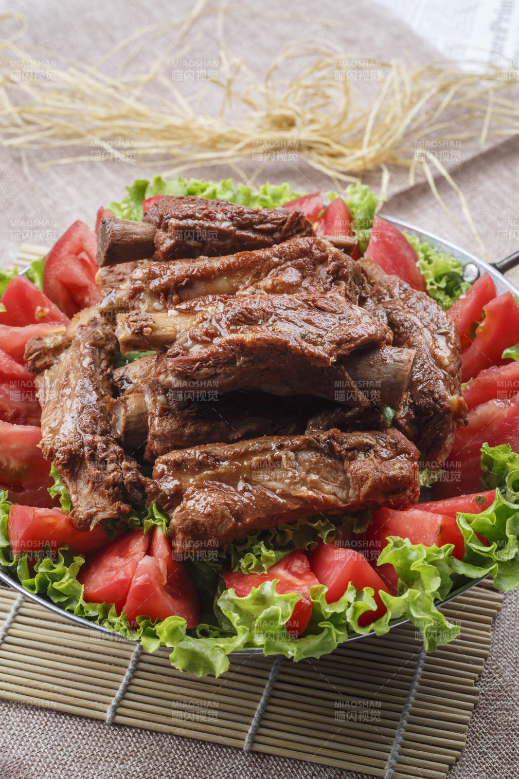 锅仔酱香排骨图片