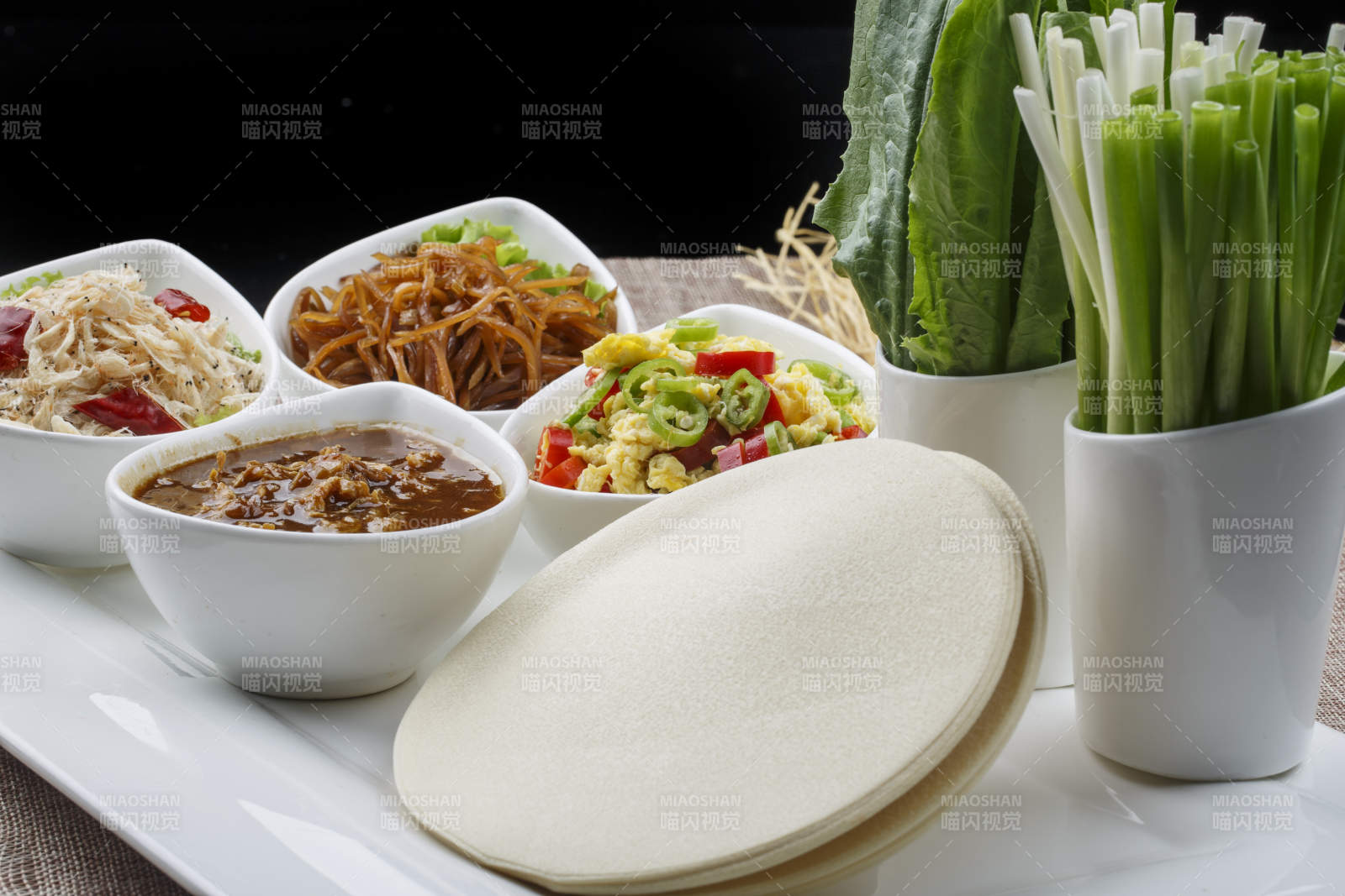 农家老咸菜卷饼图片