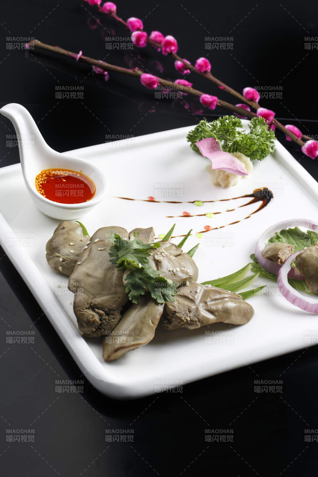 蒜泥冷切猪肘花图片