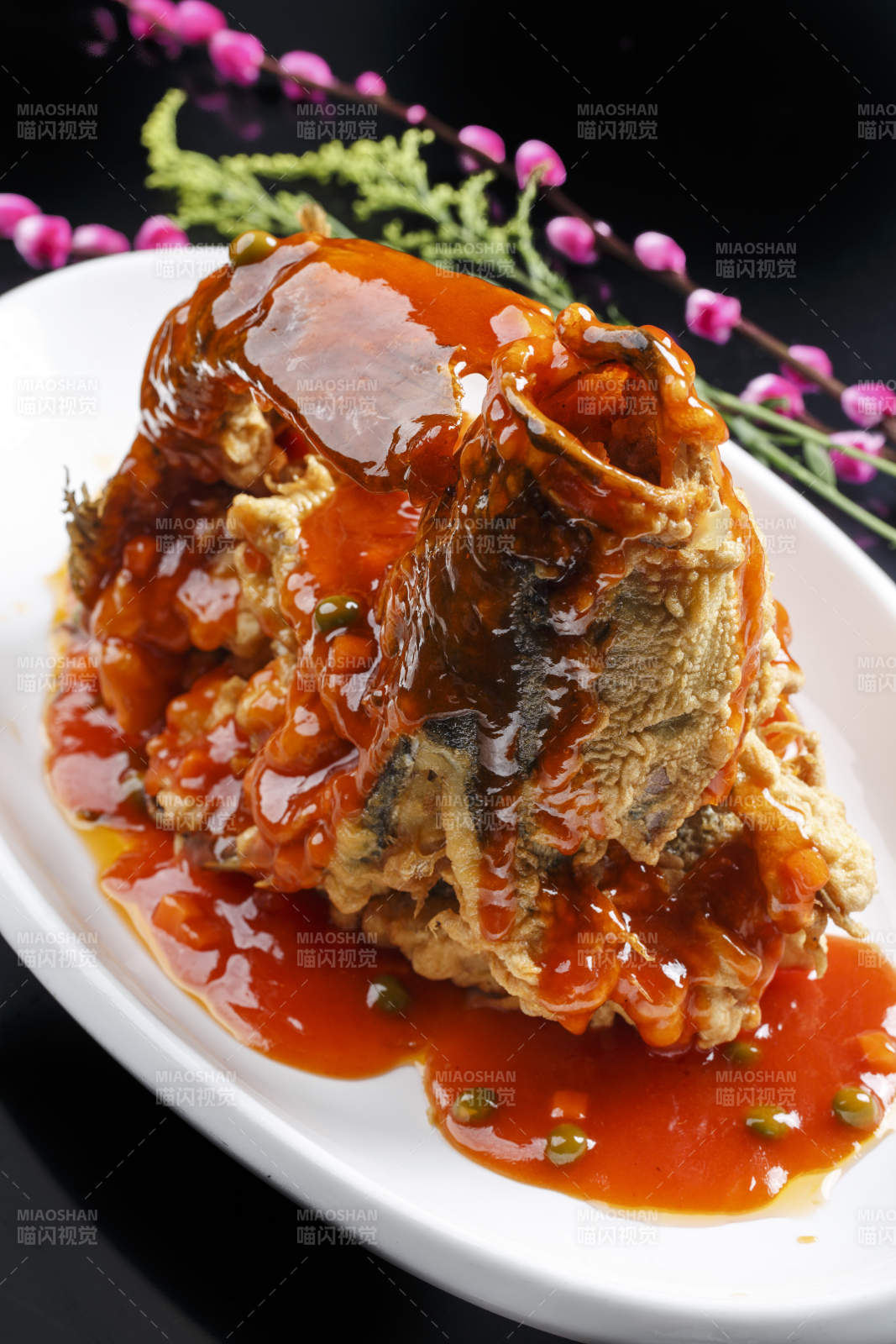 美味浇汁松鼠鱼图片